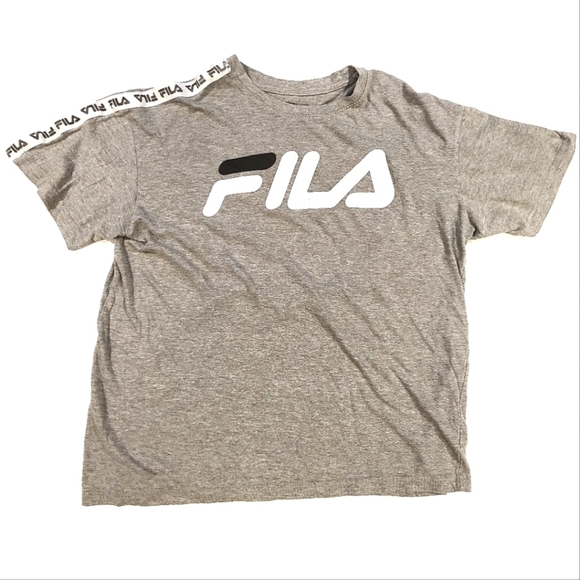 3/$20 FILA Gray Logo Shoulder Trim T-shirt - Picture 1 of 6